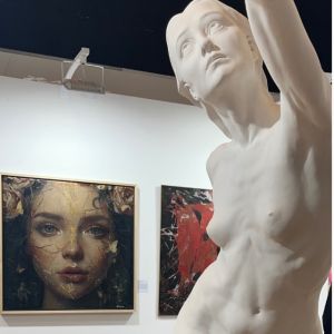 white_skulptur.jpg